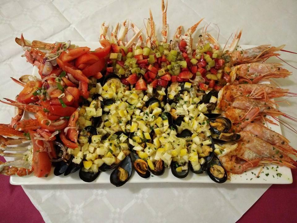 Hotel Ristorante Da Marco San Mauro Mare Kültér fotó